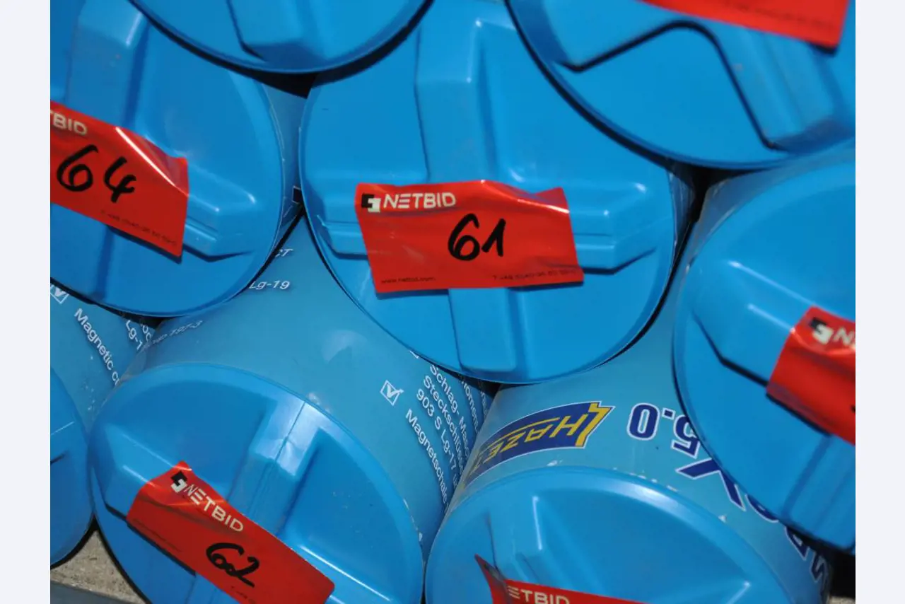 Máquinas, ferramentas, mercadorias / equipamento de oficina do ambiente<br> Comércio automóvel / serviço de pneus-5